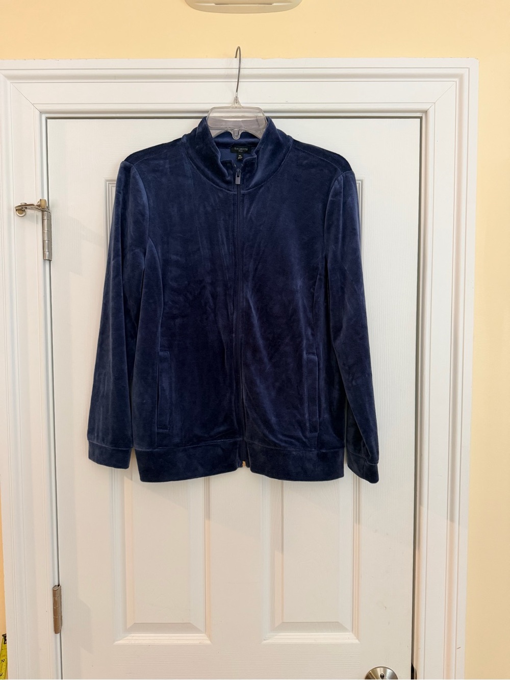 Ladies Size MP "Talbots" Petite Dark Blue Velour Full Zip Jacket GUC ❤️